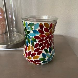 Scentsy dancing petals wax warmer